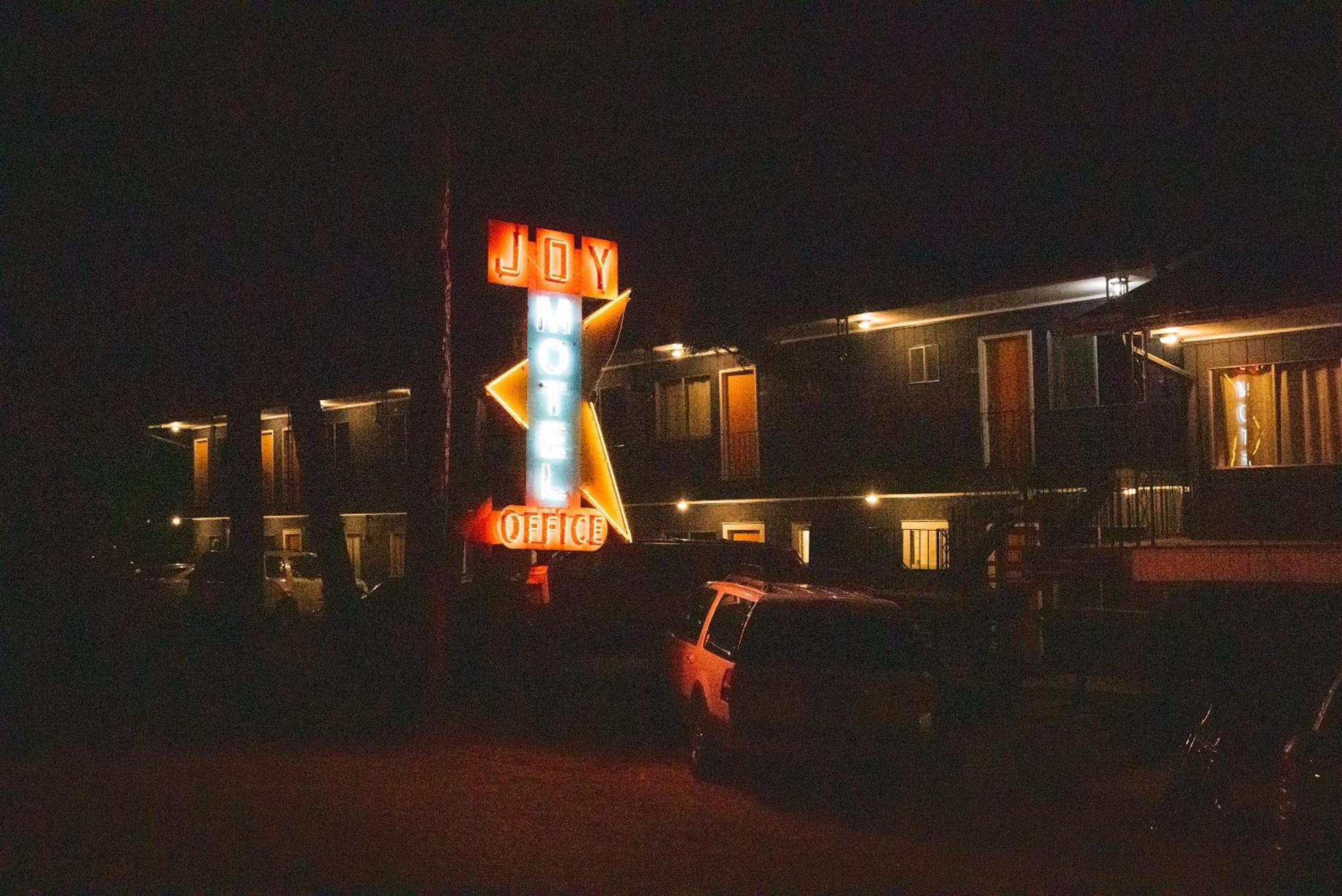 The Wanderoo Lodge Eureka Springs Exterior photo