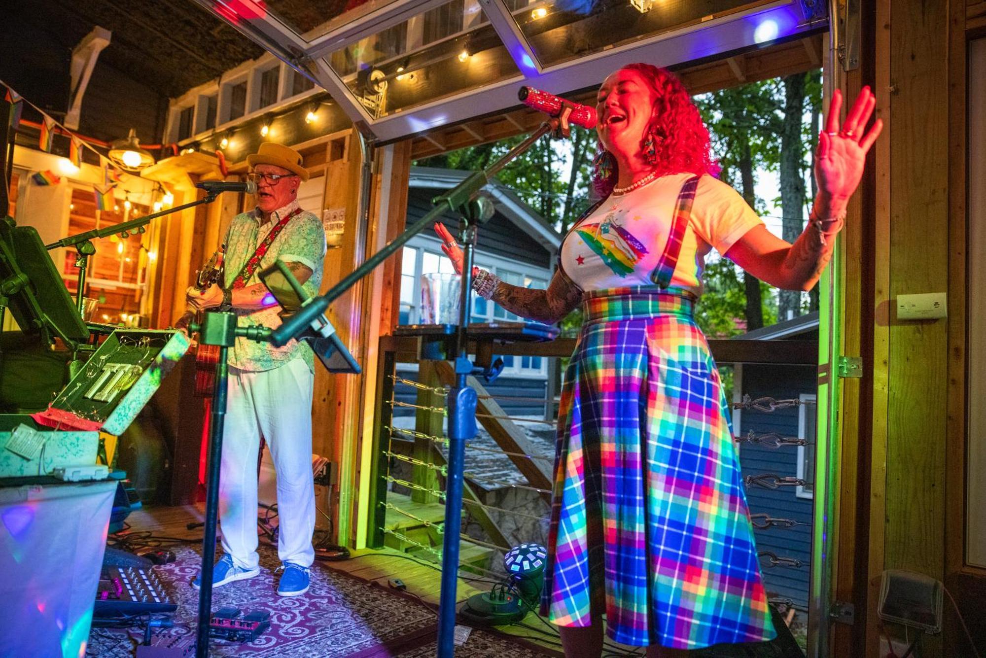 The Wanderoo Lodge Eureka Springs Exterior photo