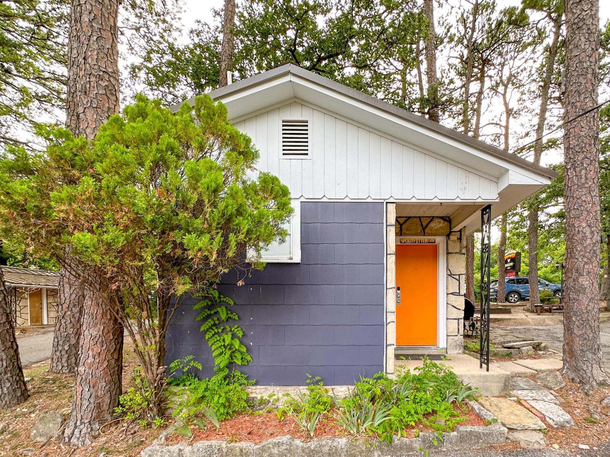 The Wanderoo Lodge Eureka Springs Exterior photo